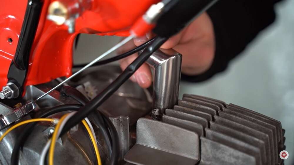 swiing® ingenious 15 mm Ansaugstutzen getarnt | Puch E50 Maxi (Version 2.0) swiing® ingenious 15 mm Ansaugstutzen getarnt | Puch E50 Maxi (Version 2.0)