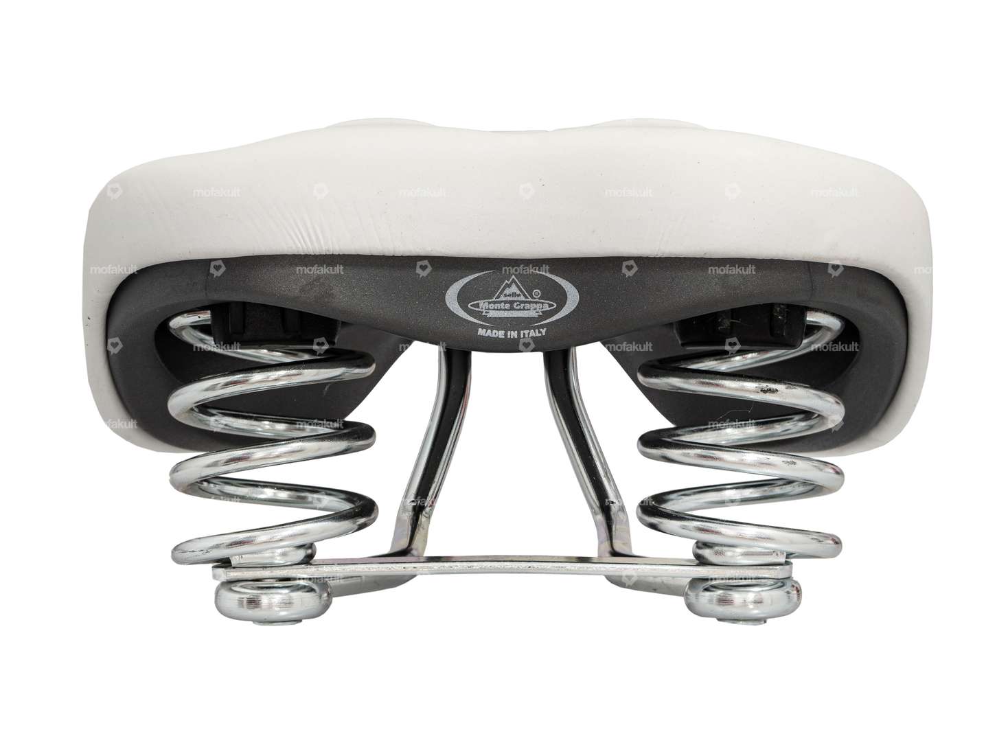 Saddle British rhombus white Carousel Image 3