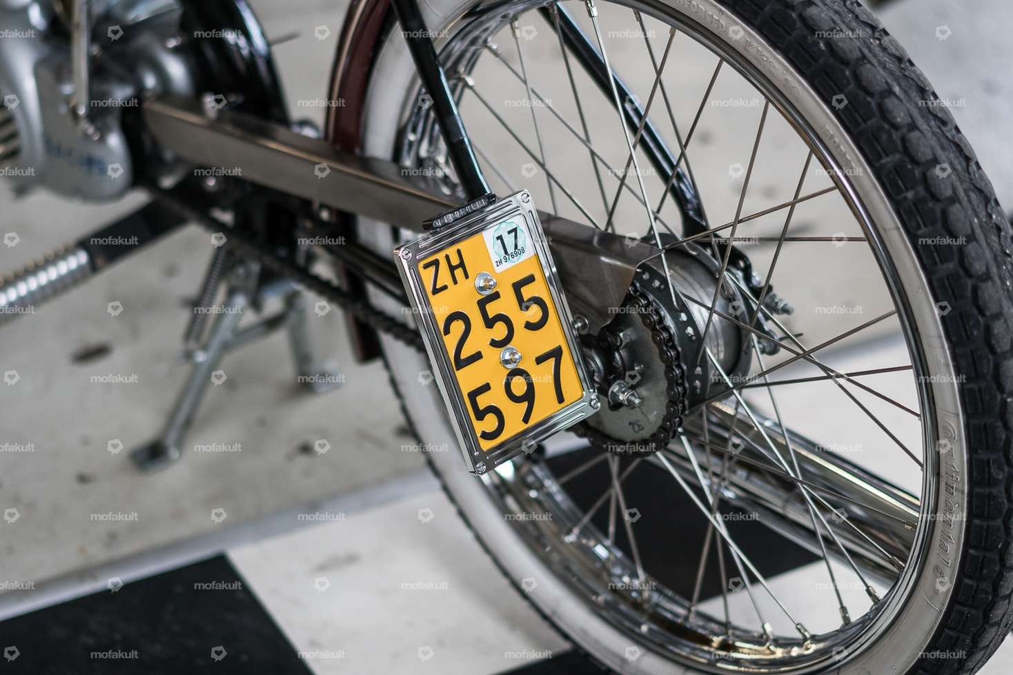 66Heroes Support de plaque latéral + tourillon en Inox (version CH) Carousel Image 4