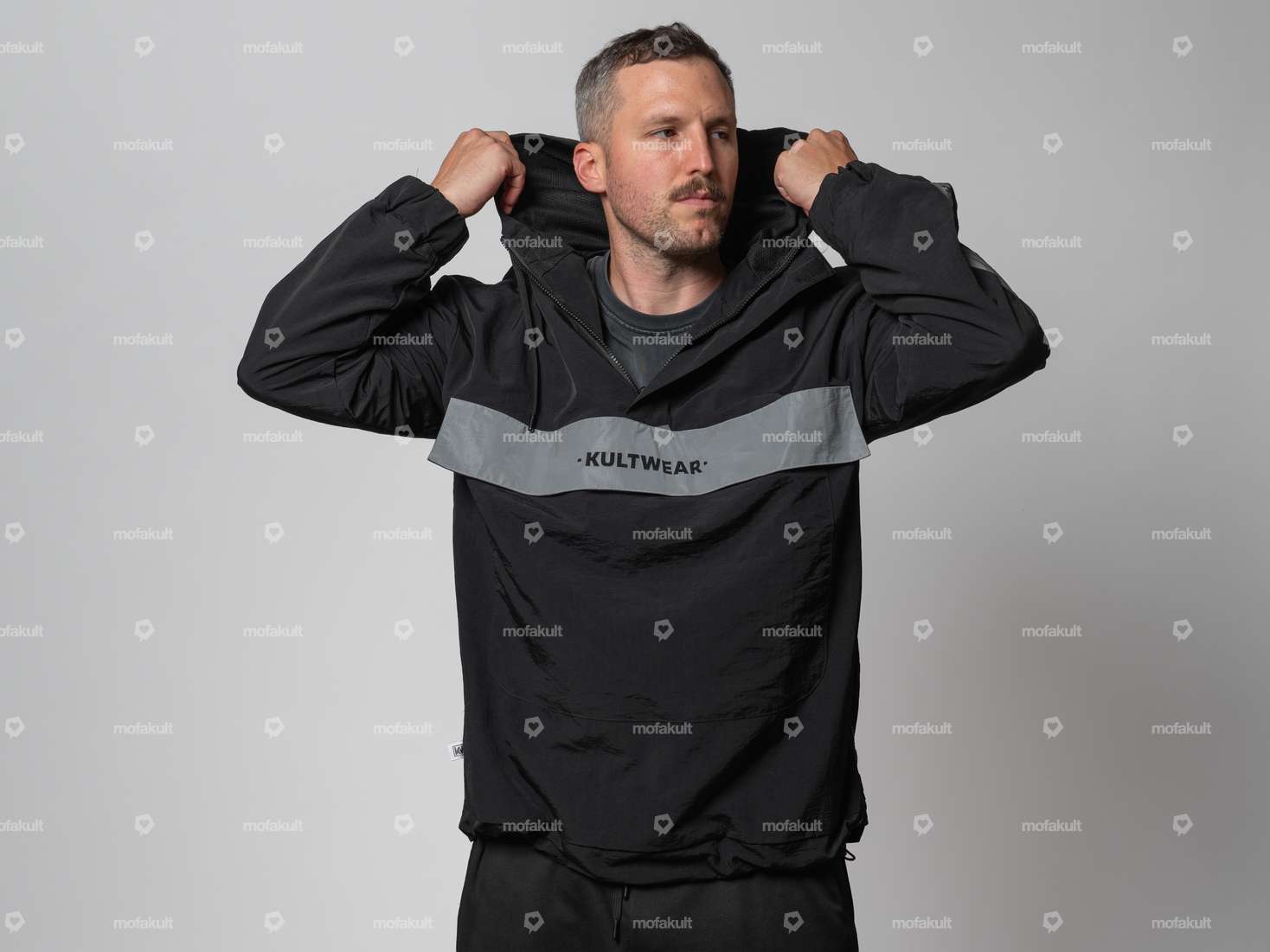 Veste coupe-vent KULTWEAR « Ride » noire / grise Carousel Image 1