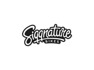 Autocollant Siggnature "Siggnature Bikes" 70 x 30 mm noir Autocollant Siggnature "Siggnature Bikes" 70 x 30 mm noir